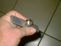 aluminium bar on roller skate bearing